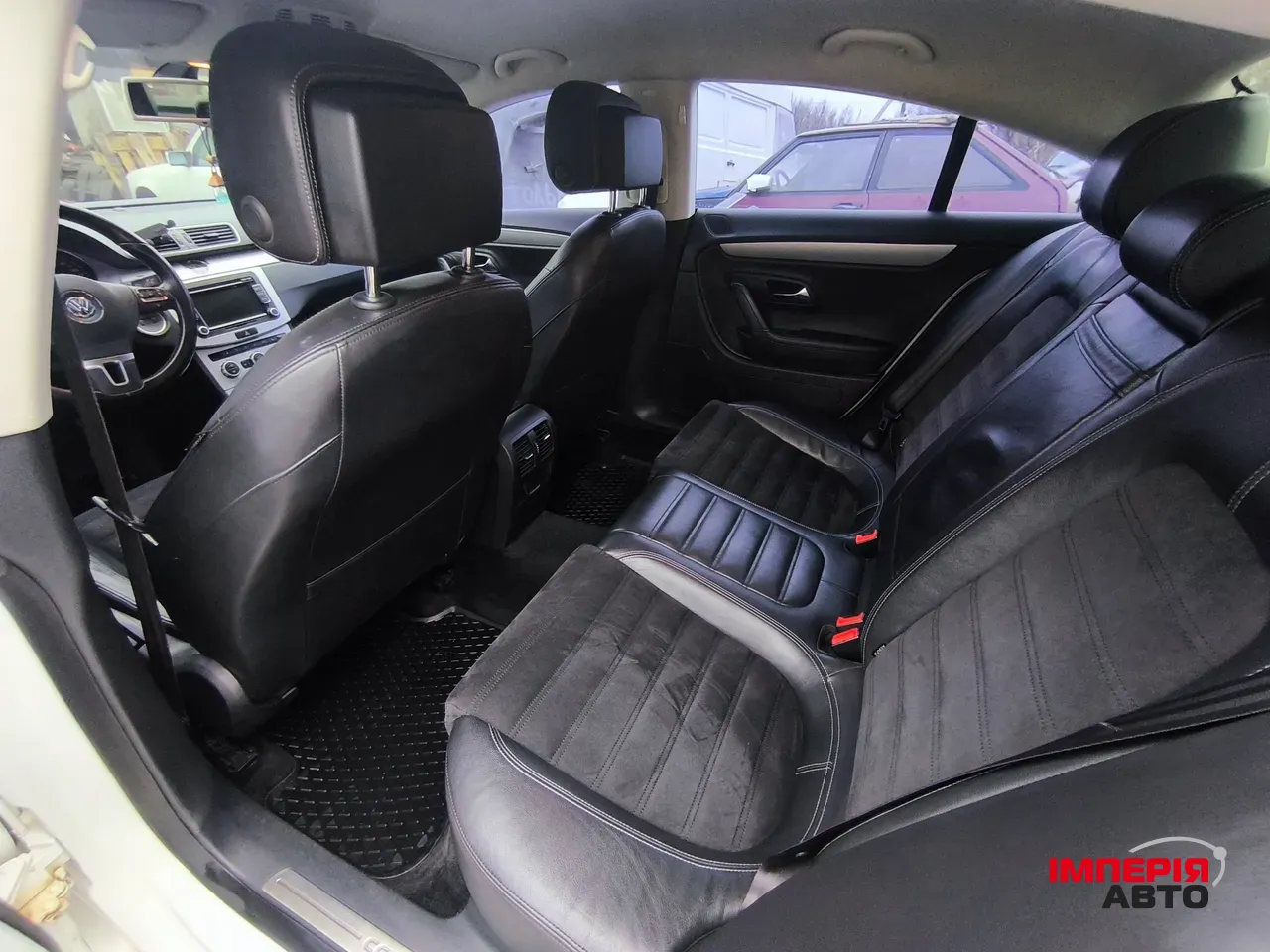 Volkswagen Passat CC - фото 15