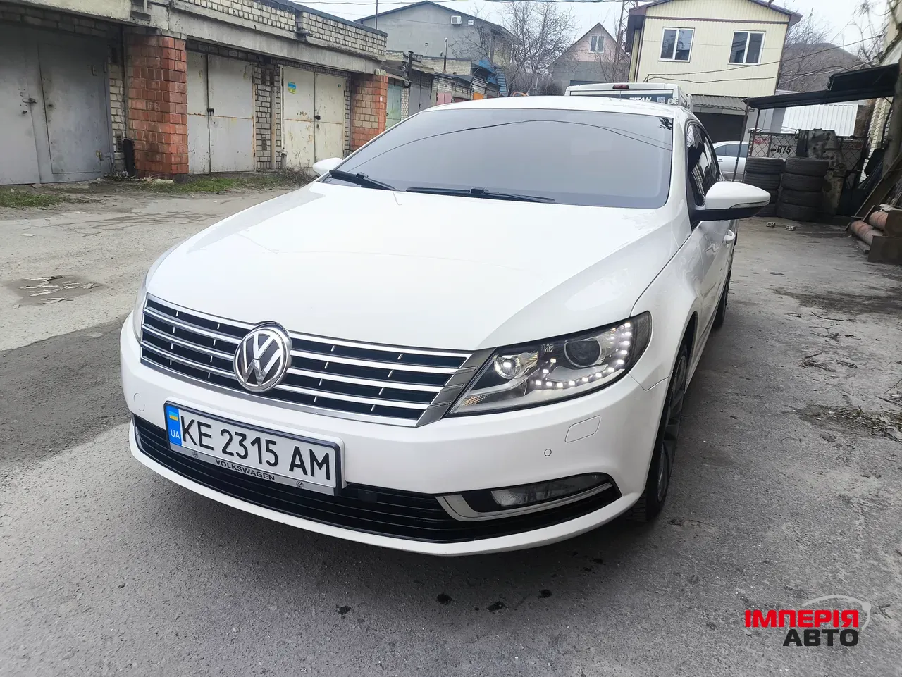 Volkswagen Passat CC - фото 2