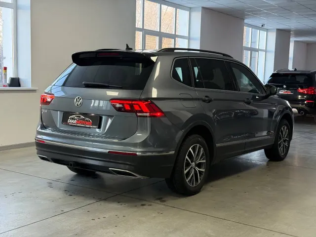 Volkswagen Tiguan - фото 3