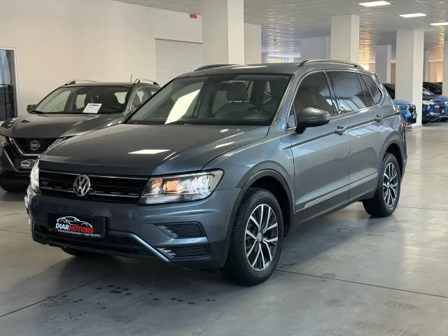 Volkswagen Tiguan - фото 1