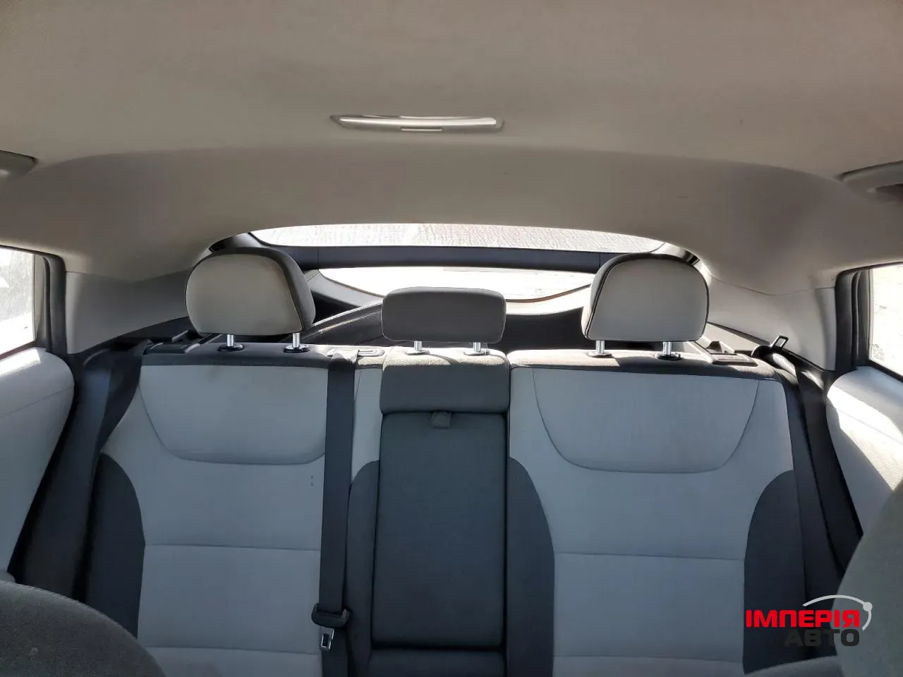 Hyundai IONIQ - фото 10