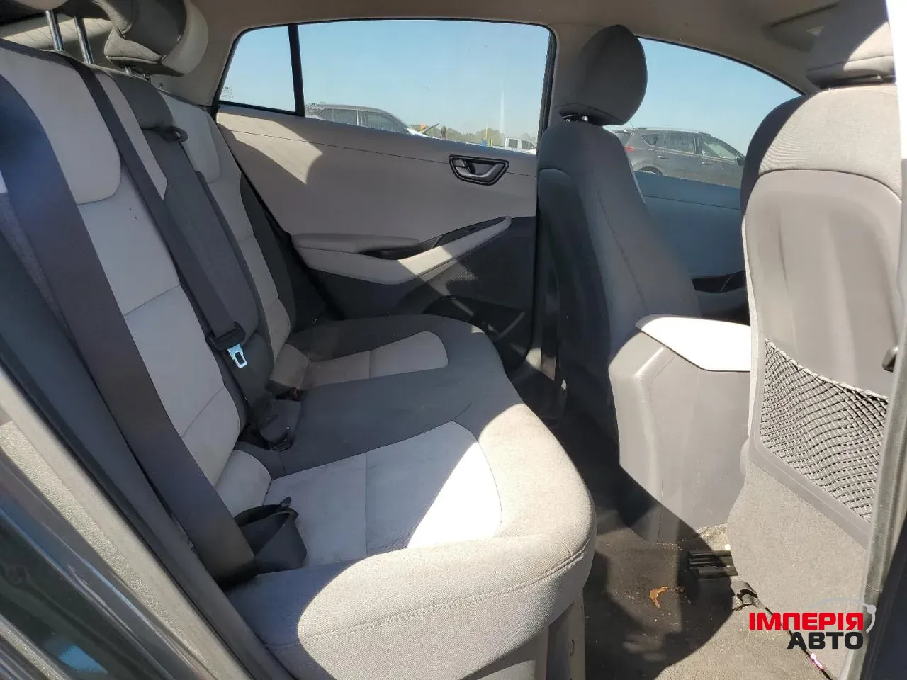 Hyundai IONIQ - фото 12