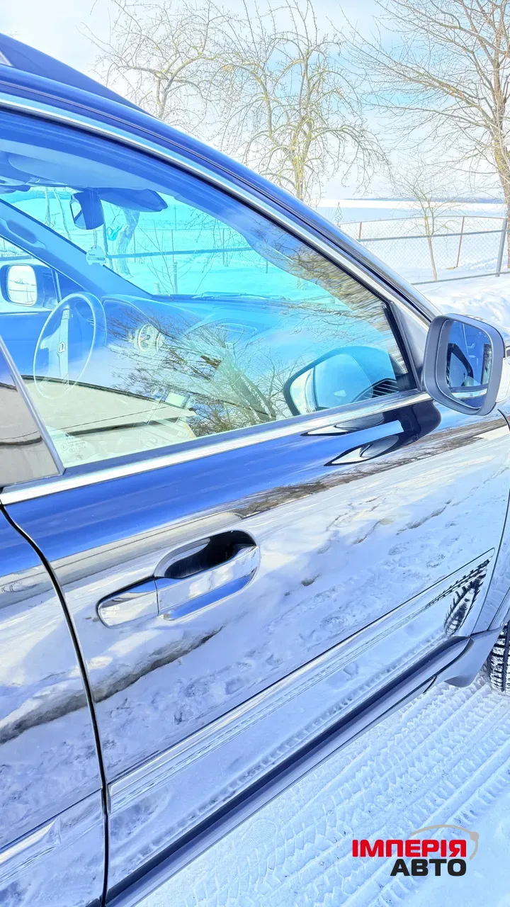 Volvo XC90 - фото 33