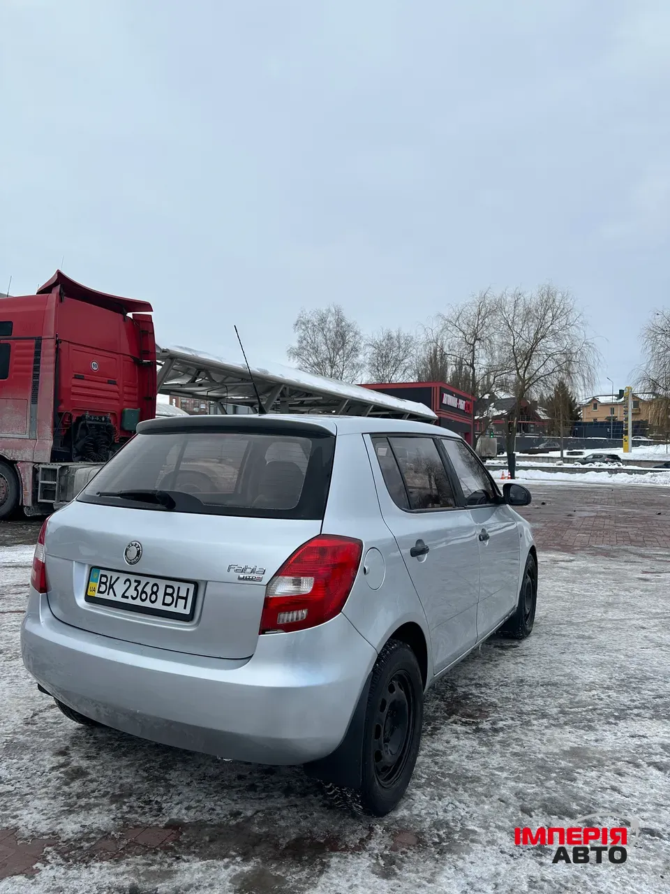 Skoda Fabia - фото 8