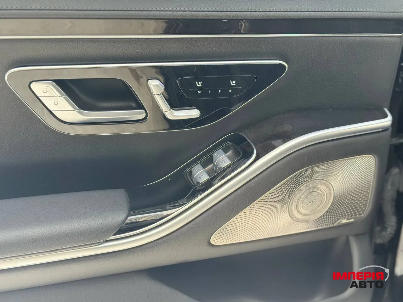 Mercedes-Benz S-Класс - фото 20