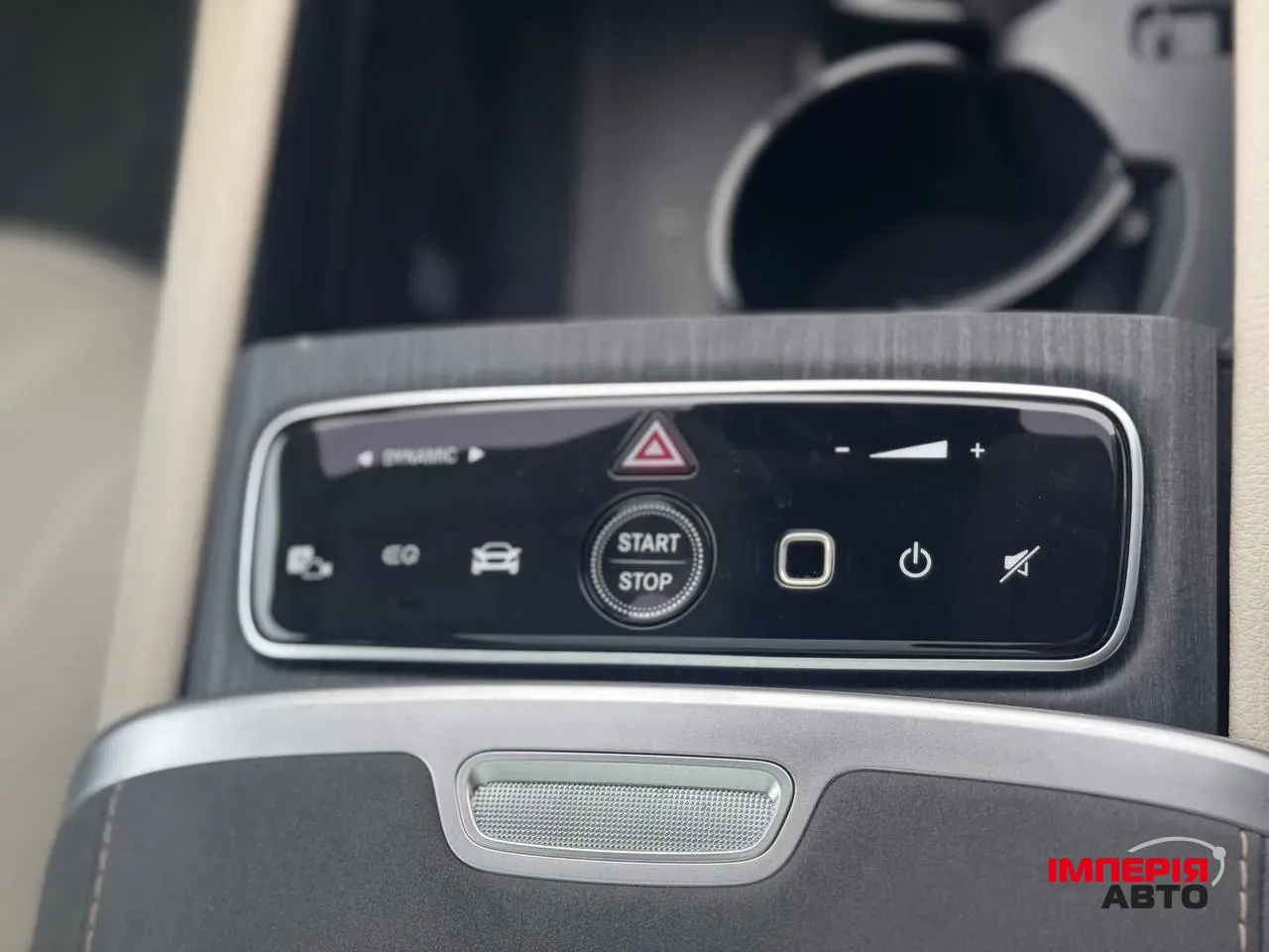 Mercedes-Benz EQS - фото 27