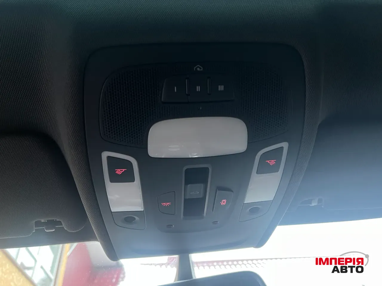 Audi A6 - фото 26