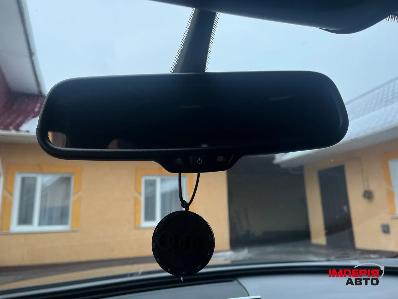 Audi A6 - фото 24