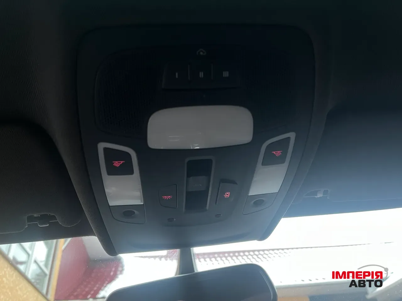 Audi A6 - фото 25