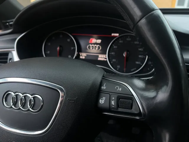 Audi A6 - фото 5