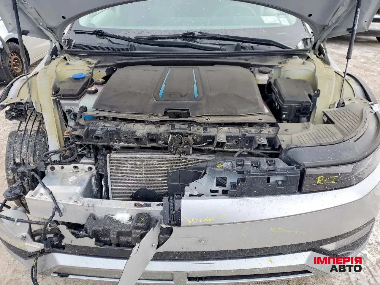 Hyundai IONIQ 5 - фото 12