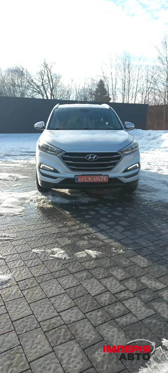 Hyundai Tucson - фото 1