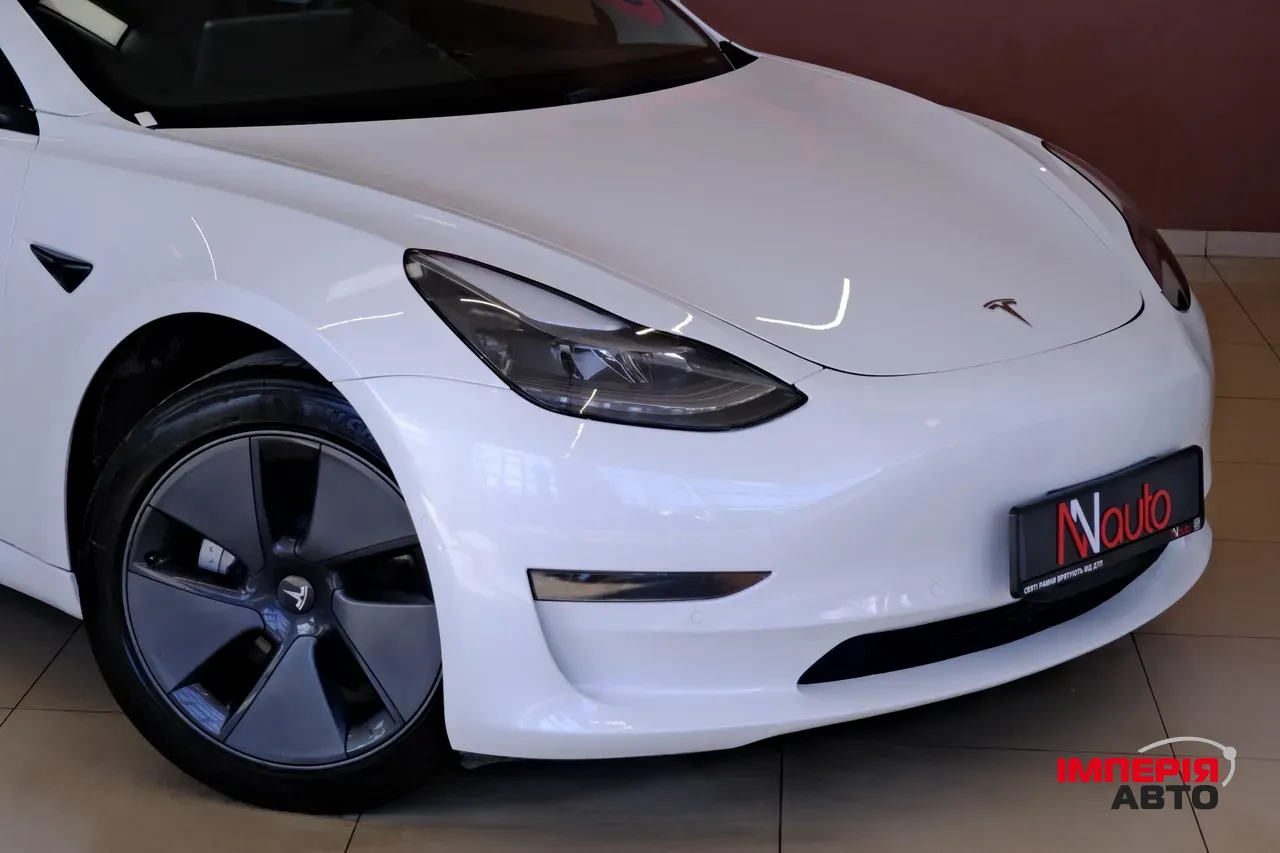 Tesla Model 3 - фото 3