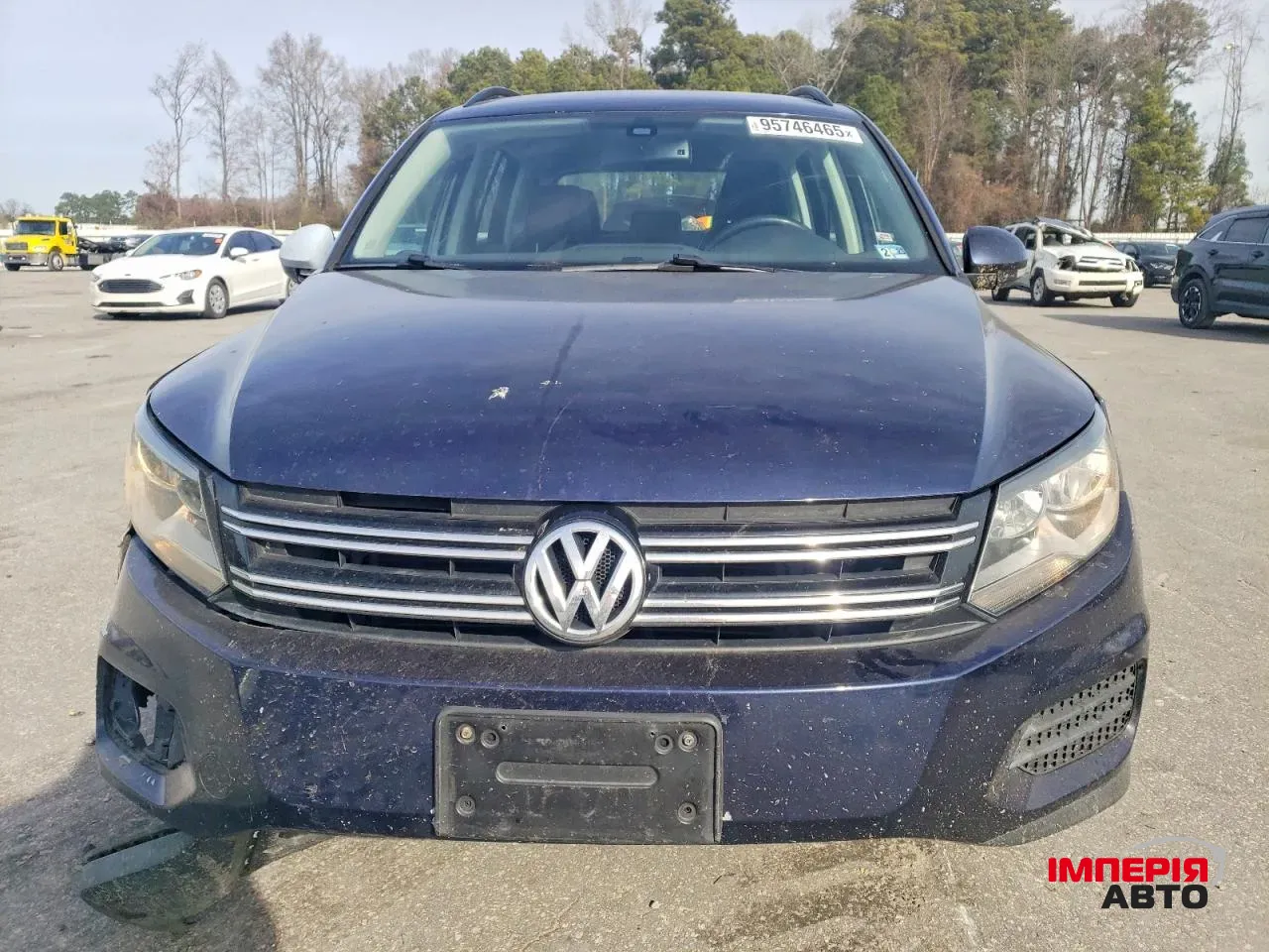 Volkswagen Tiguan - фото 2