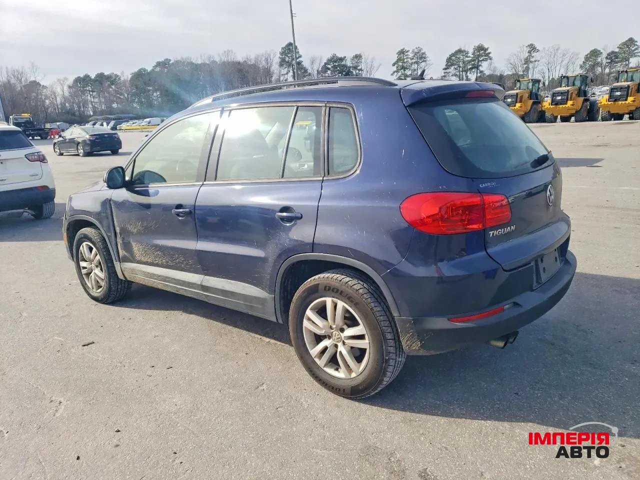 Volkswagen Tiguan - фото 4