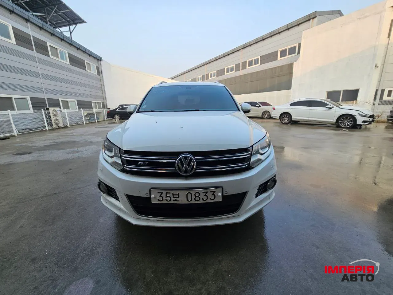 Volkswagen Tiguan - фото 1