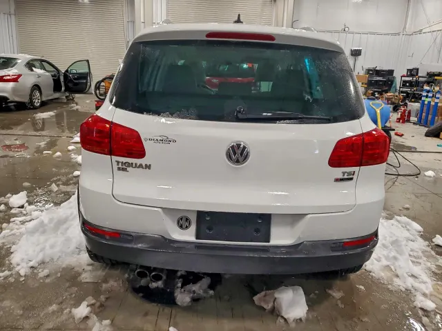 Volkswagen Tiguan - фото 5