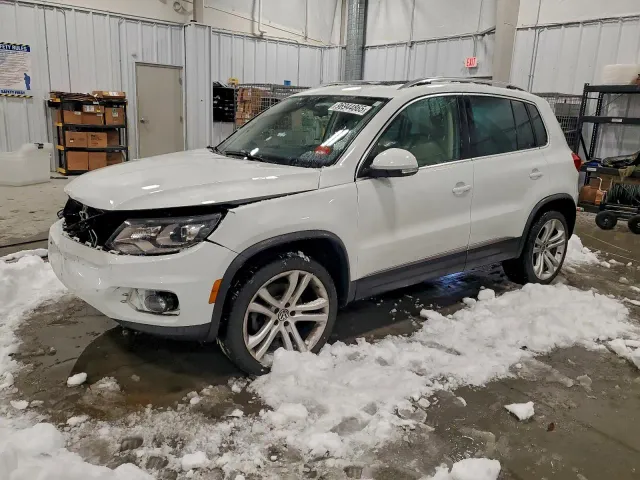 Volkswagen Tiguan - фото 1