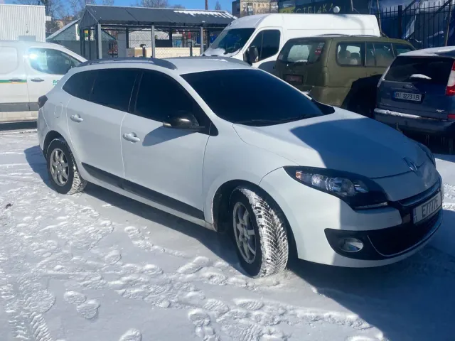 Renault Megane - фото 2