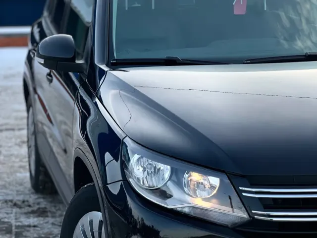 Volkswagen Tiguan - фото 4