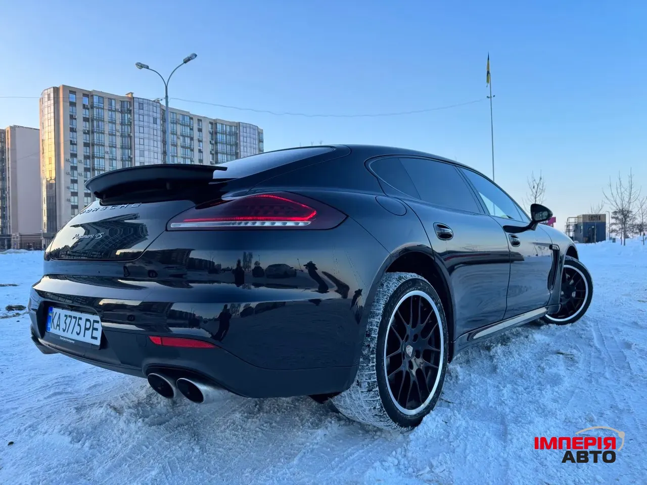 Porsche Panamera - фото 1