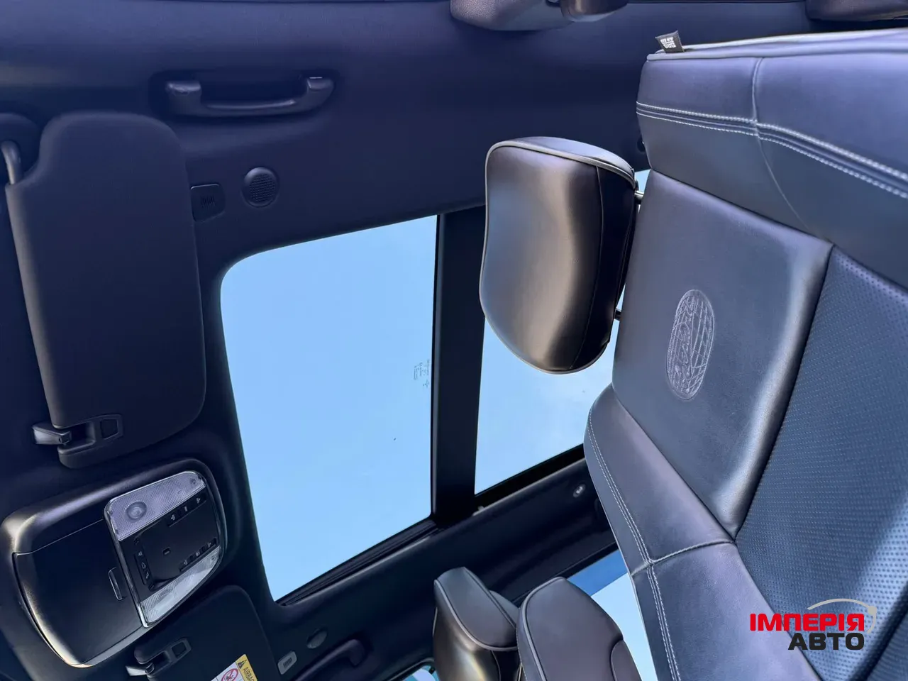 Jeep Grand Cherokee - фото 15