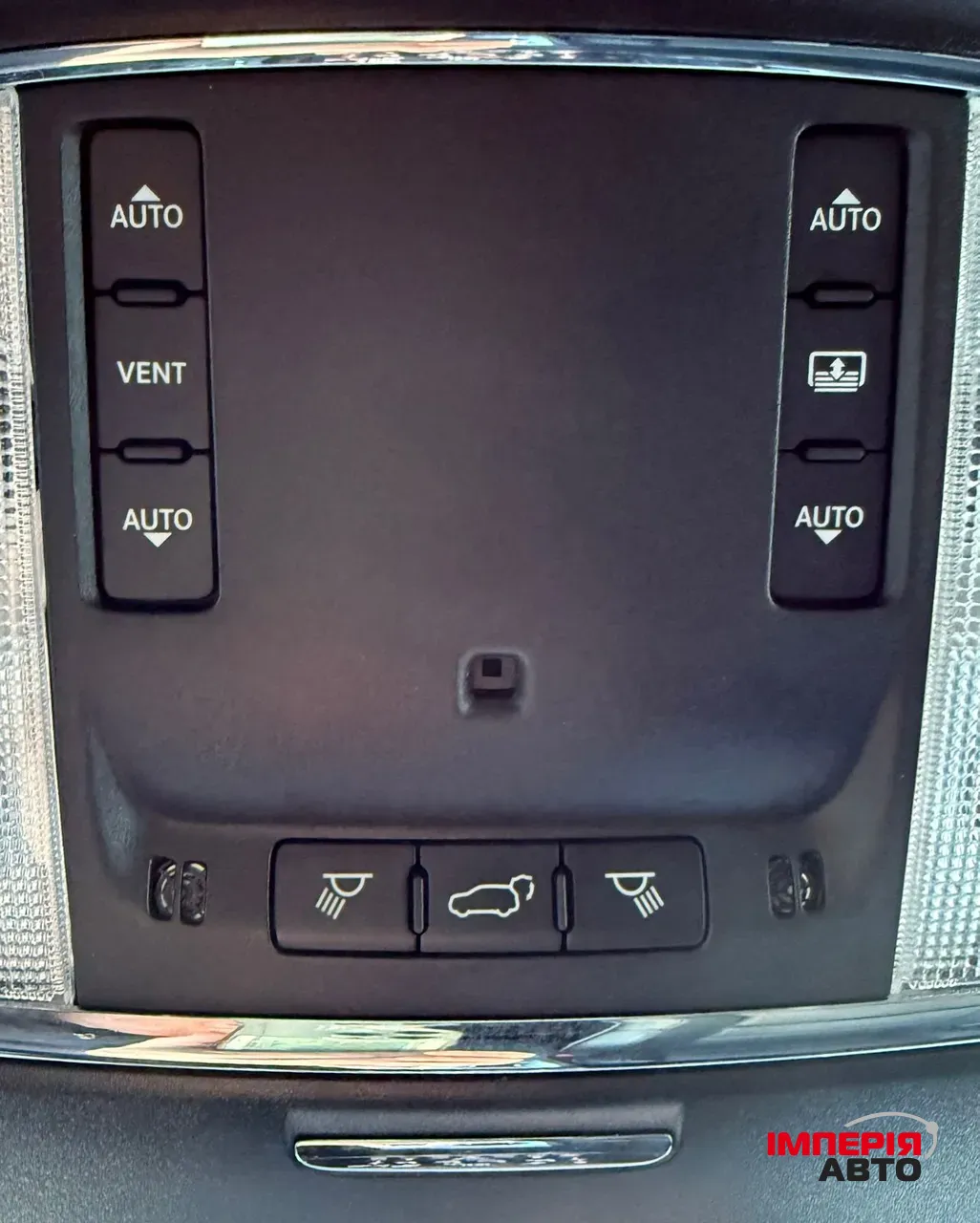 Jeep Grand Cherokee - фото 14