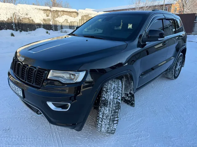Jeep Grand Cherokee - фото 3
