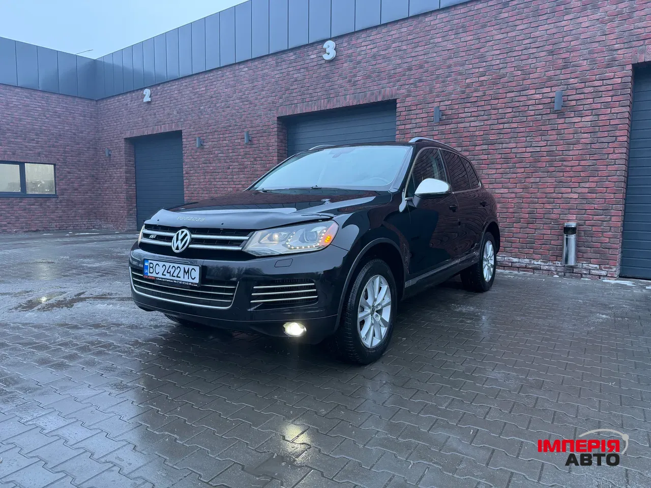 Volkswagen Touareg - фото 3