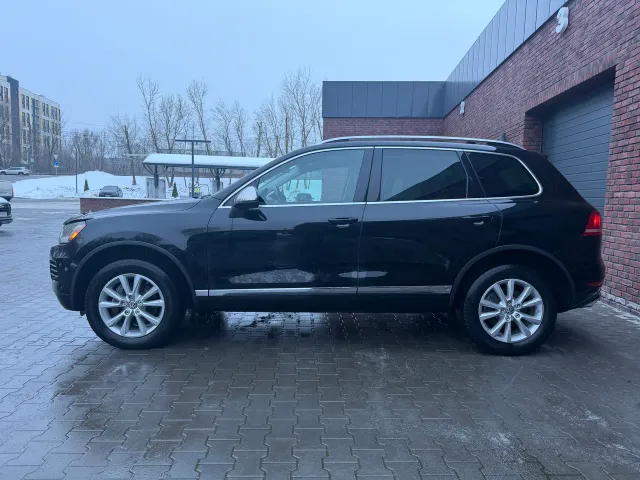 Volkswagen Touareg - фото 4