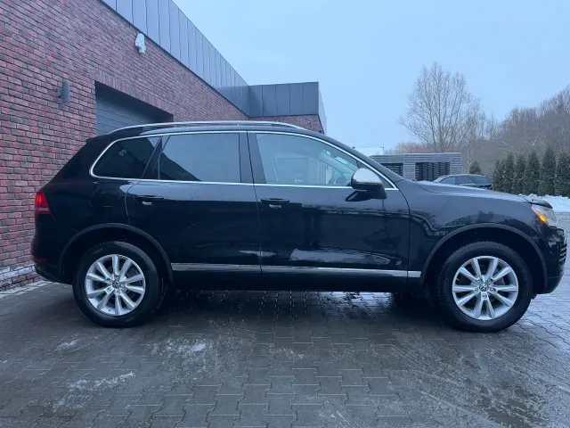 Volkswagen Touareg - фото 5