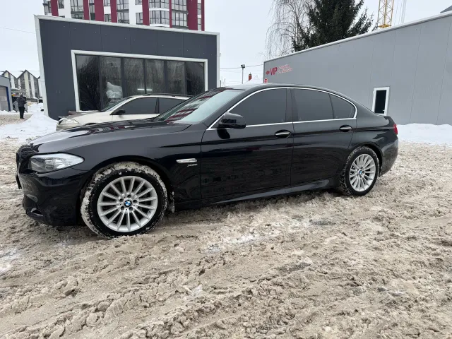 BMW 5 серії - фото 2