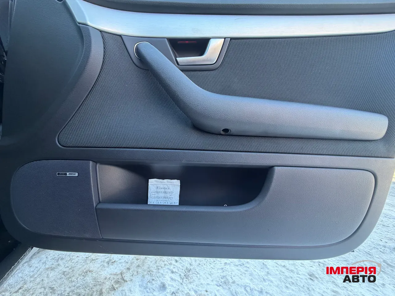 Audi A4 - фото 11