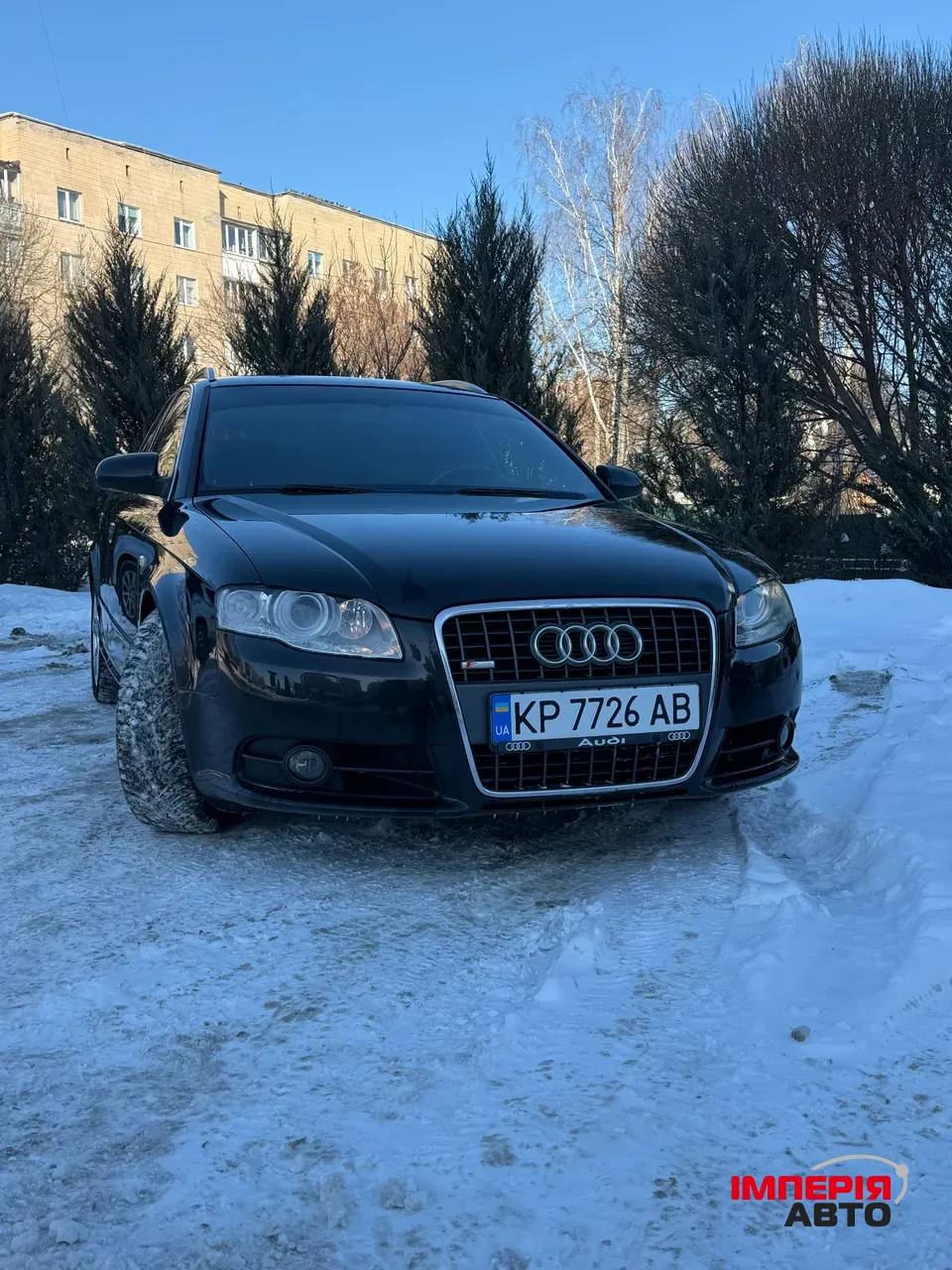 Audi A4 - фото 1
