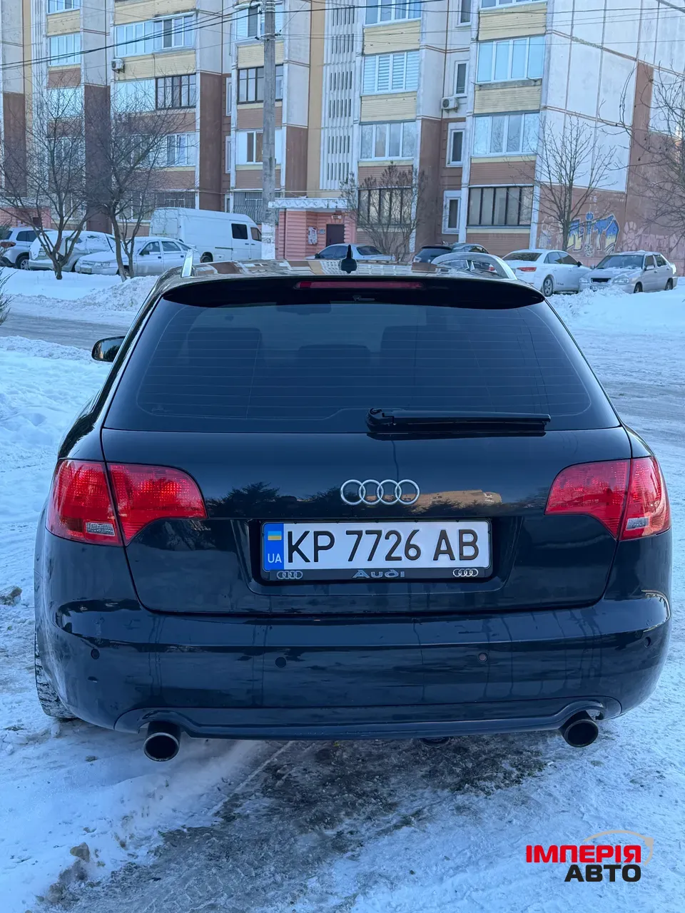 Audi A4 - фото 4