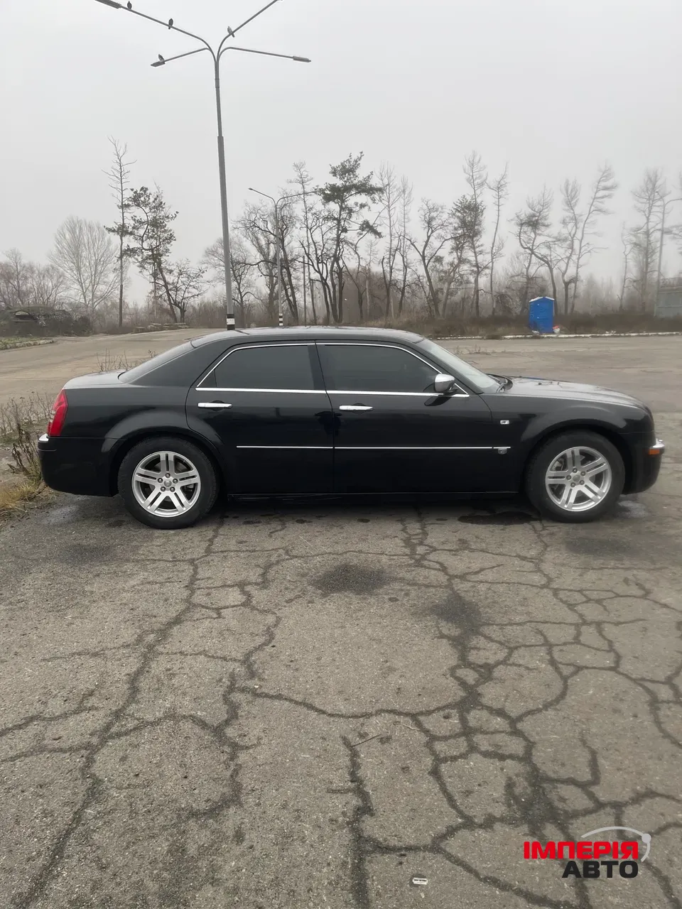 Chrysler 300C - фото 5