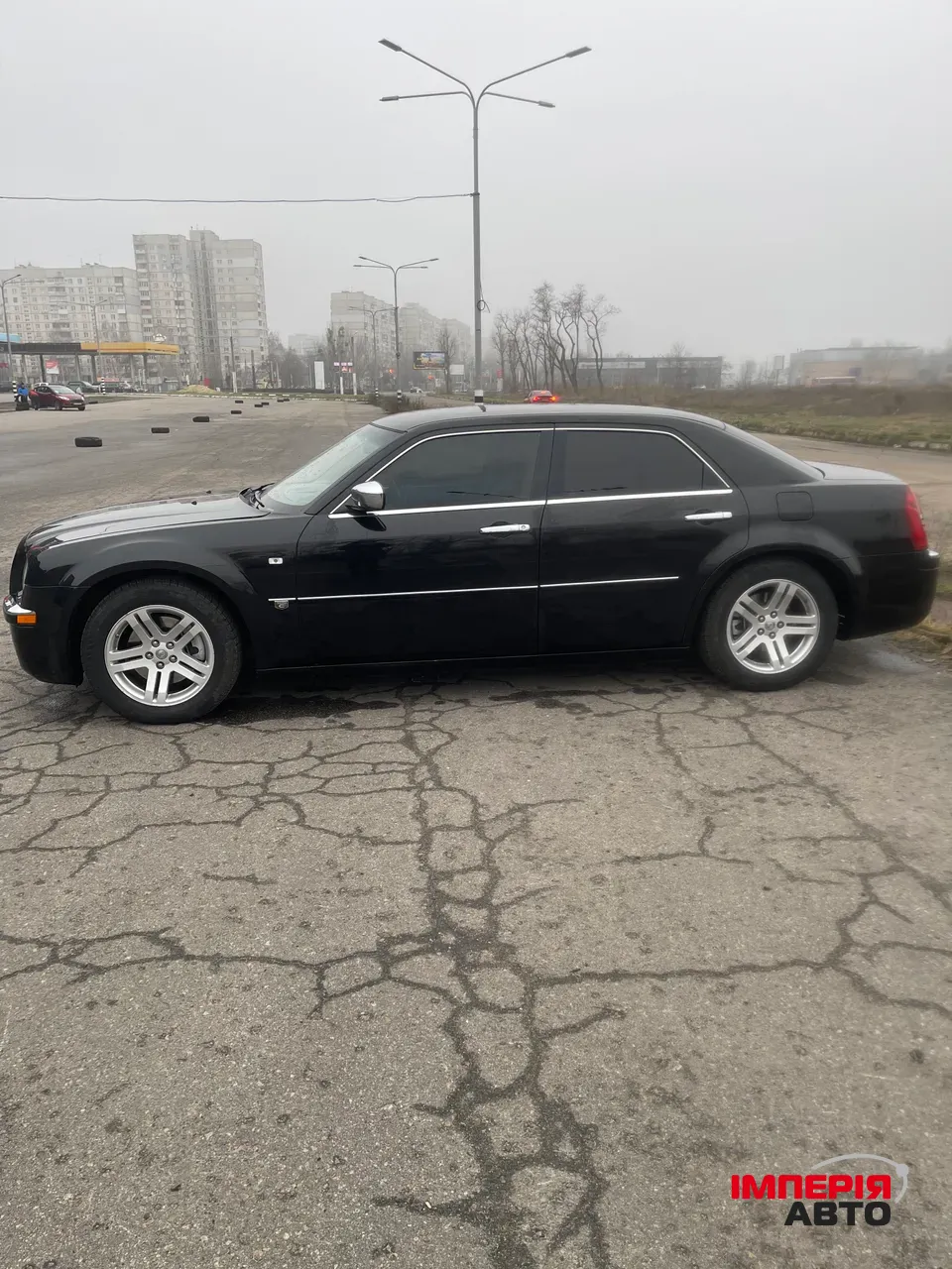 Chrysler 300C - фото 4