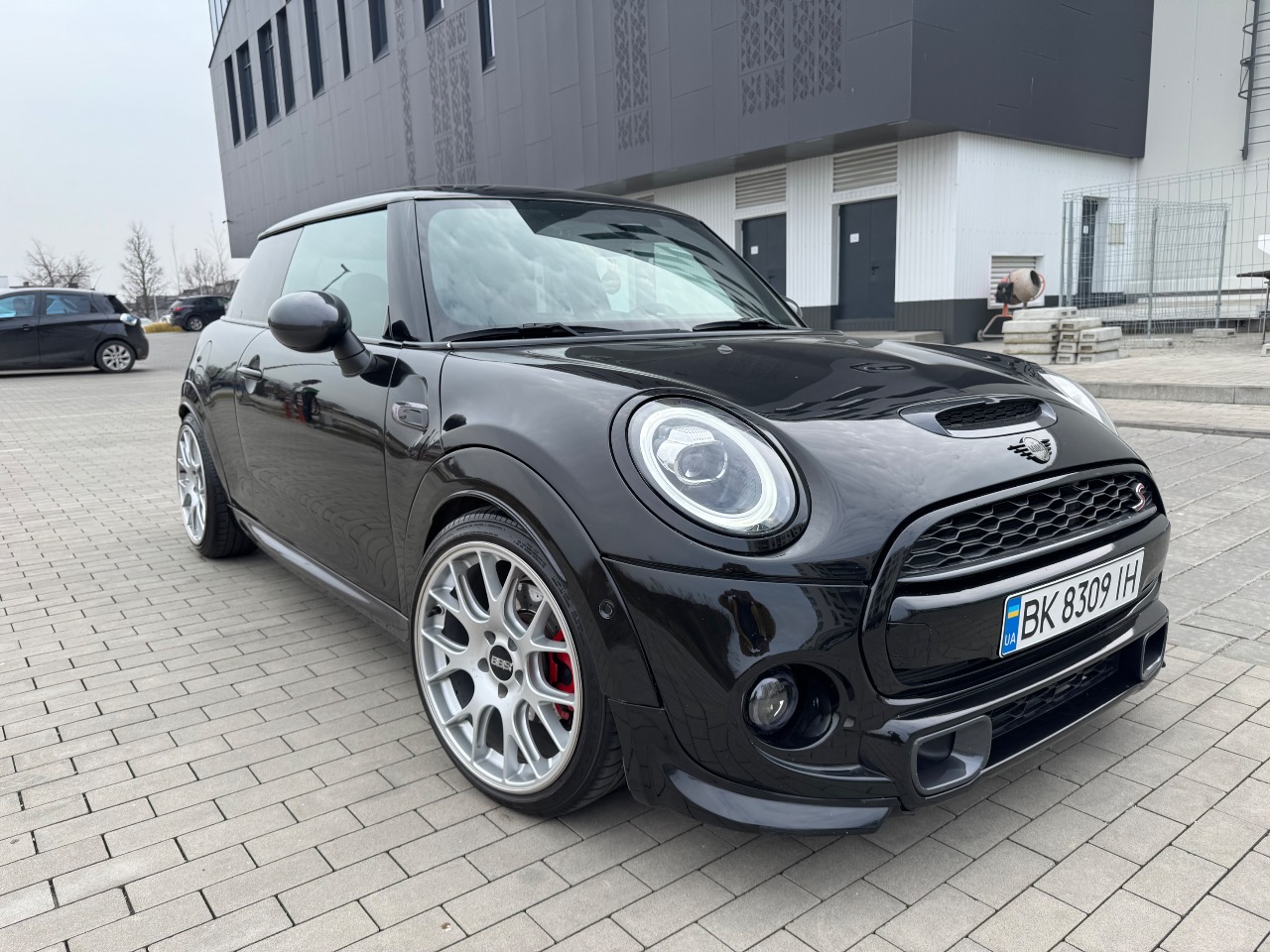 Mini Hatch - фото 13