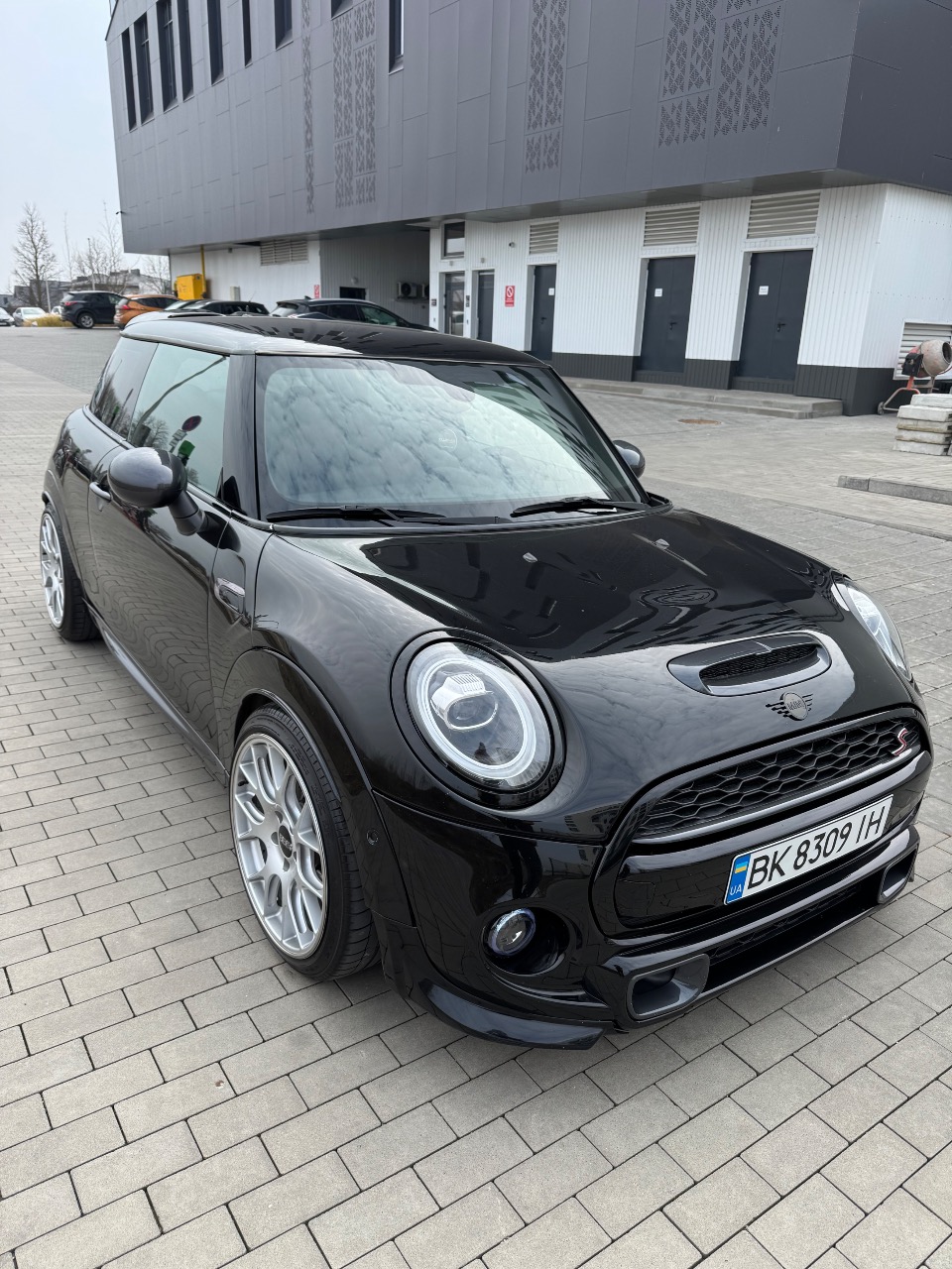 Mini Hatch - фото 5