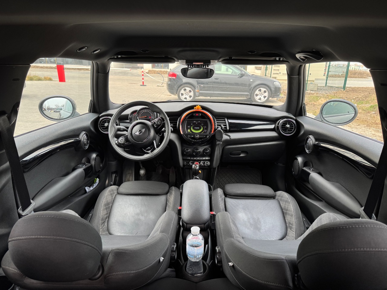 Mini Hatch - фото 6