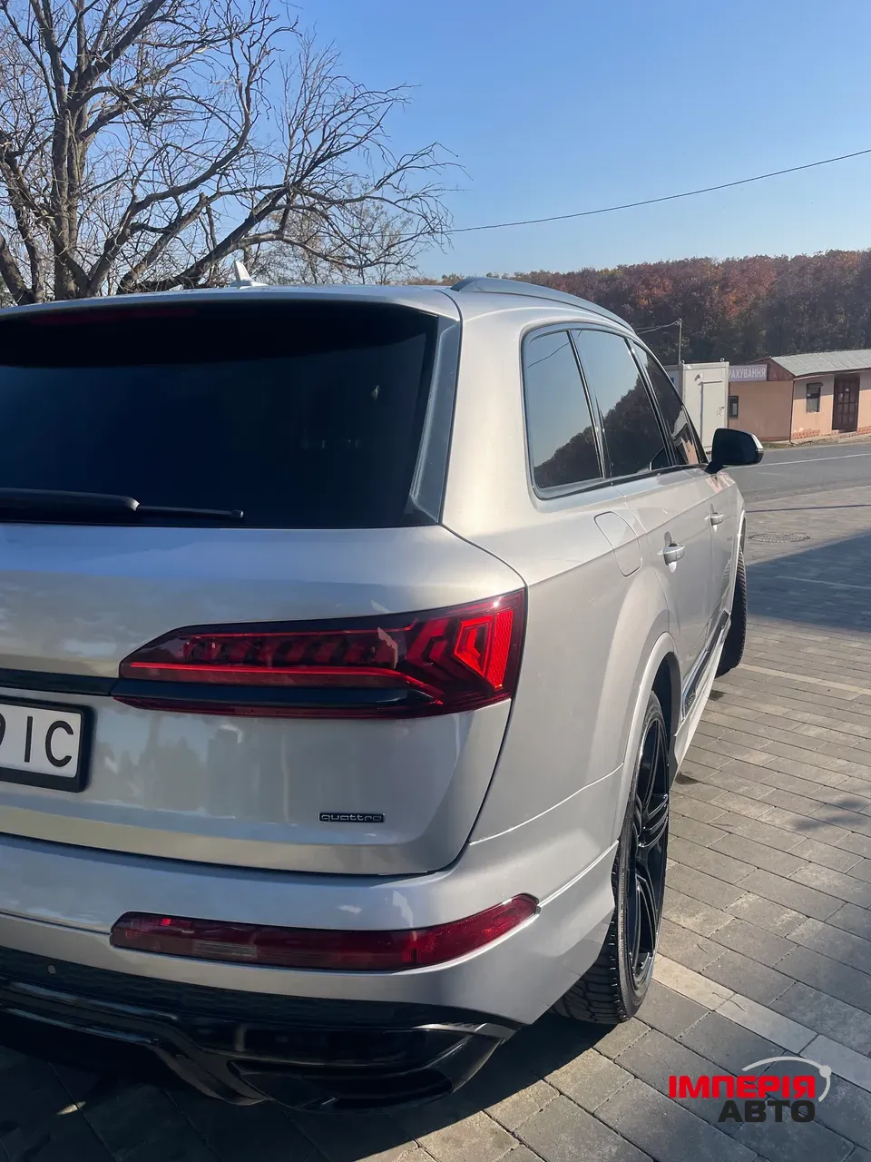 Audi Q7 - фото 13