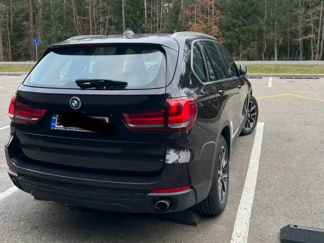 BMW X5 - фото 3