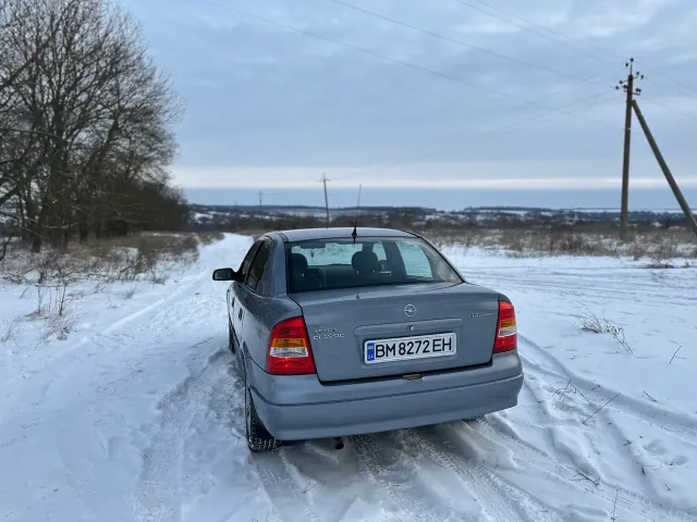 Opel Astra - фото 3