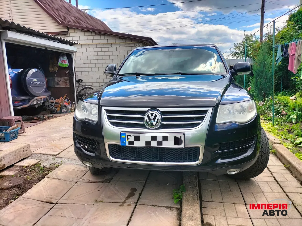 Volkswagen Touareg - фото 1