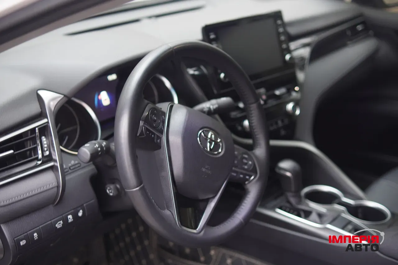 Toyota Camry - фото 15