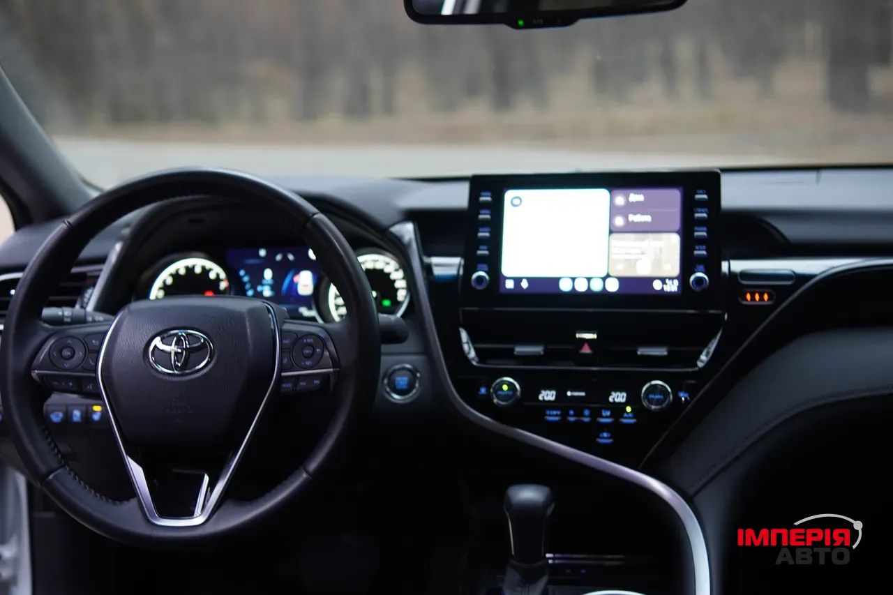 Toyota Camry - фото 17
