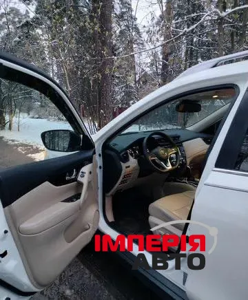 Nissan Rogue - фото 5
