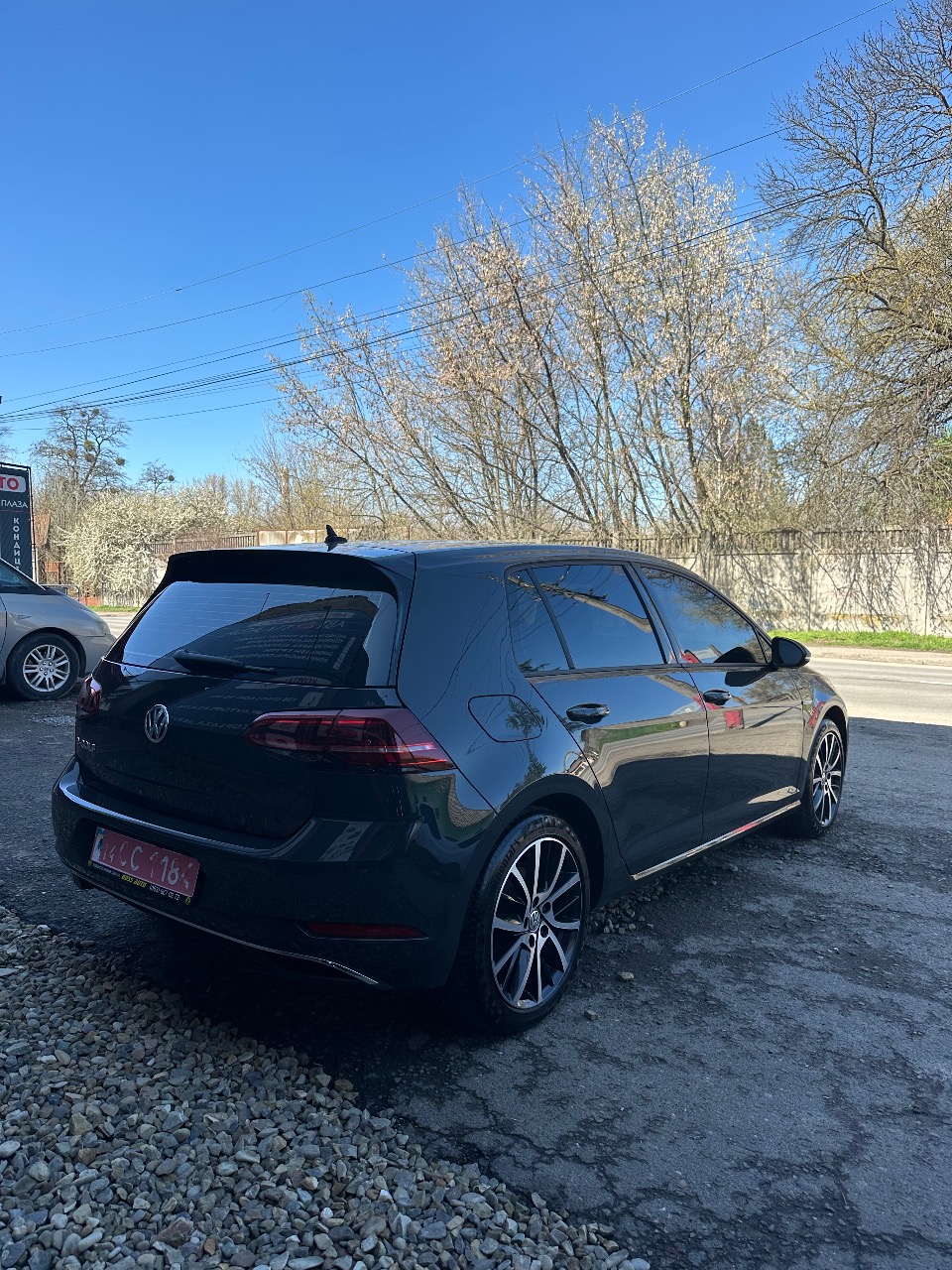 Volkswagen Golf - фото 19