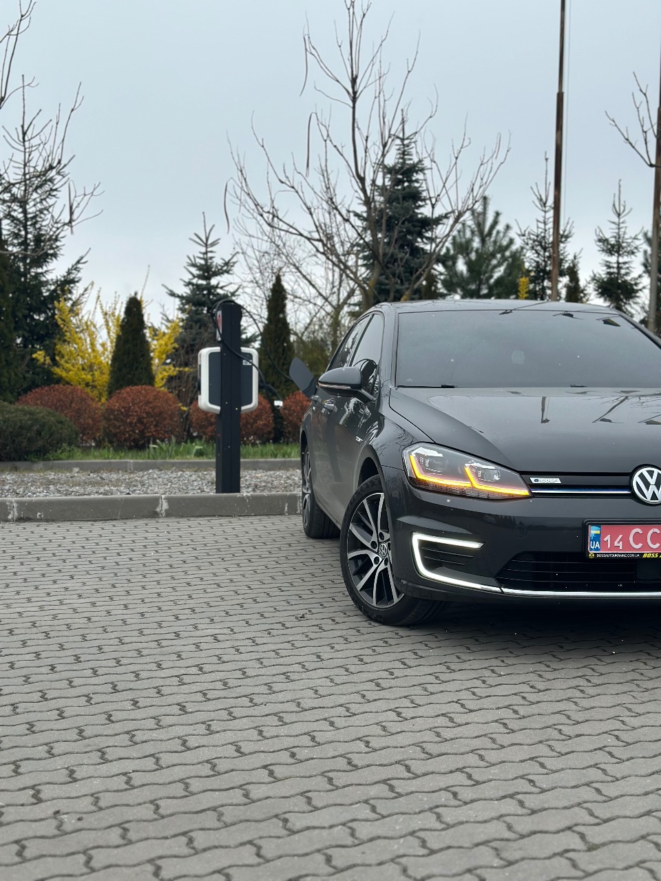 Volkswagen Golf - фото 7