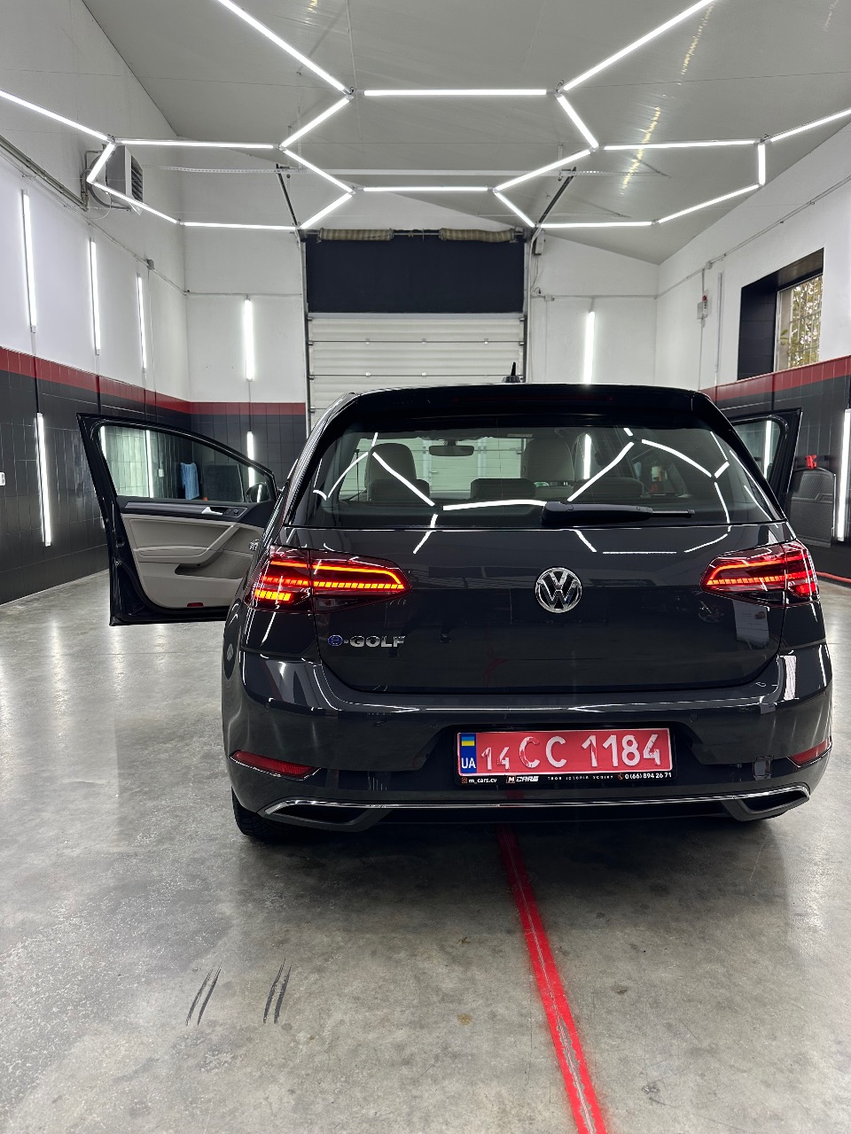 Volkswagen Golf - фото 17